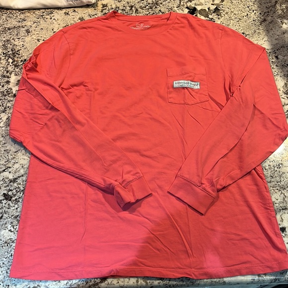 Vineyard vine hockey, three pack, long sleeve T-shirts in a size large - Picture 8 of 16